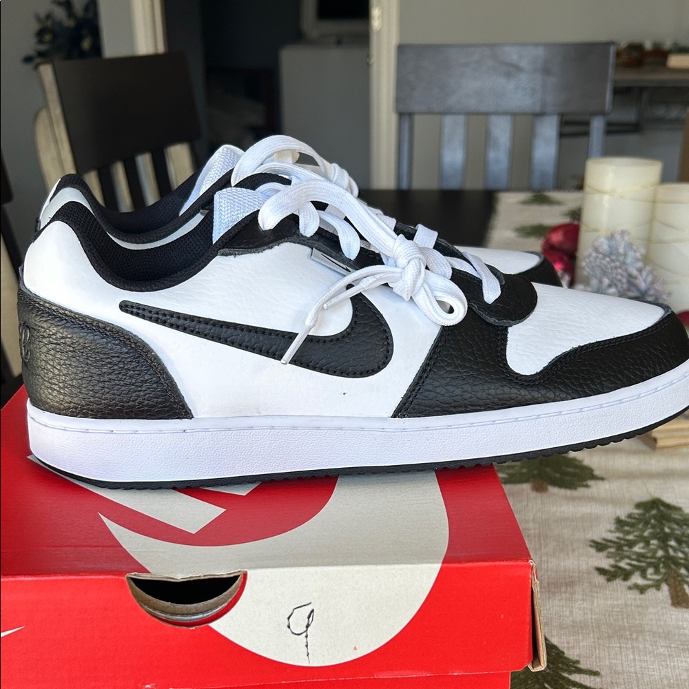 Nike Ebernon Low